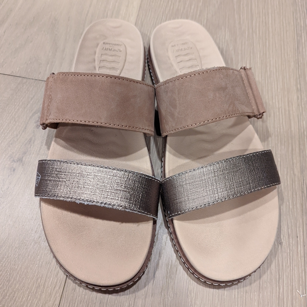 Stylish Women's Sandals in Brown - Picture 7 of 8